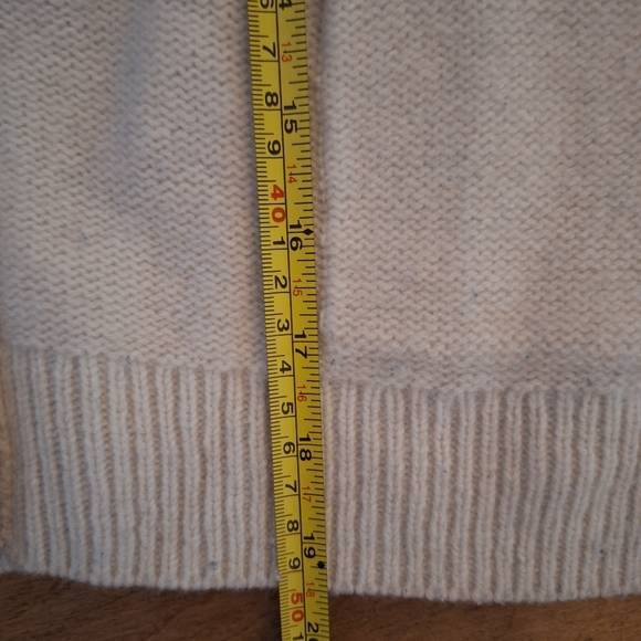 Zara 100% Wool Cardigan with Gold Buttons (Boxy Cropped) - Picture 7 of 7